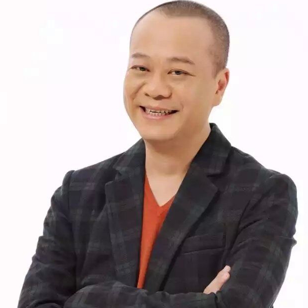 歐陽(yáng)震華空降天津助陣詩(shī)尼曼塘沽旗艦店開業(yè)慶典